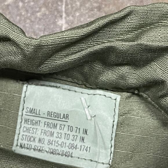 Vintage U.S. Military OG-107 Field Jacket Size Small Brand New - Picture 2 of 2